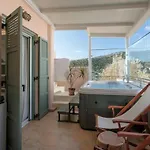 Naxos Chalkion Beautiful Detsis House With Jacuzzi Дом отдыха