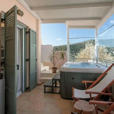 Naxos Chalkion Beautiful Detsis House With Jacuzzi Hébergement de vacances