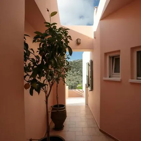 Naxos Chalkion Beautiful Detsis House With Jacuzzi Hébergement de vacances